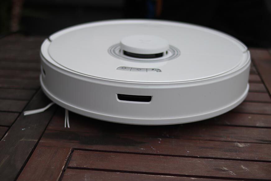 Робот-пылесос Roborock Q7 Max крупным планом